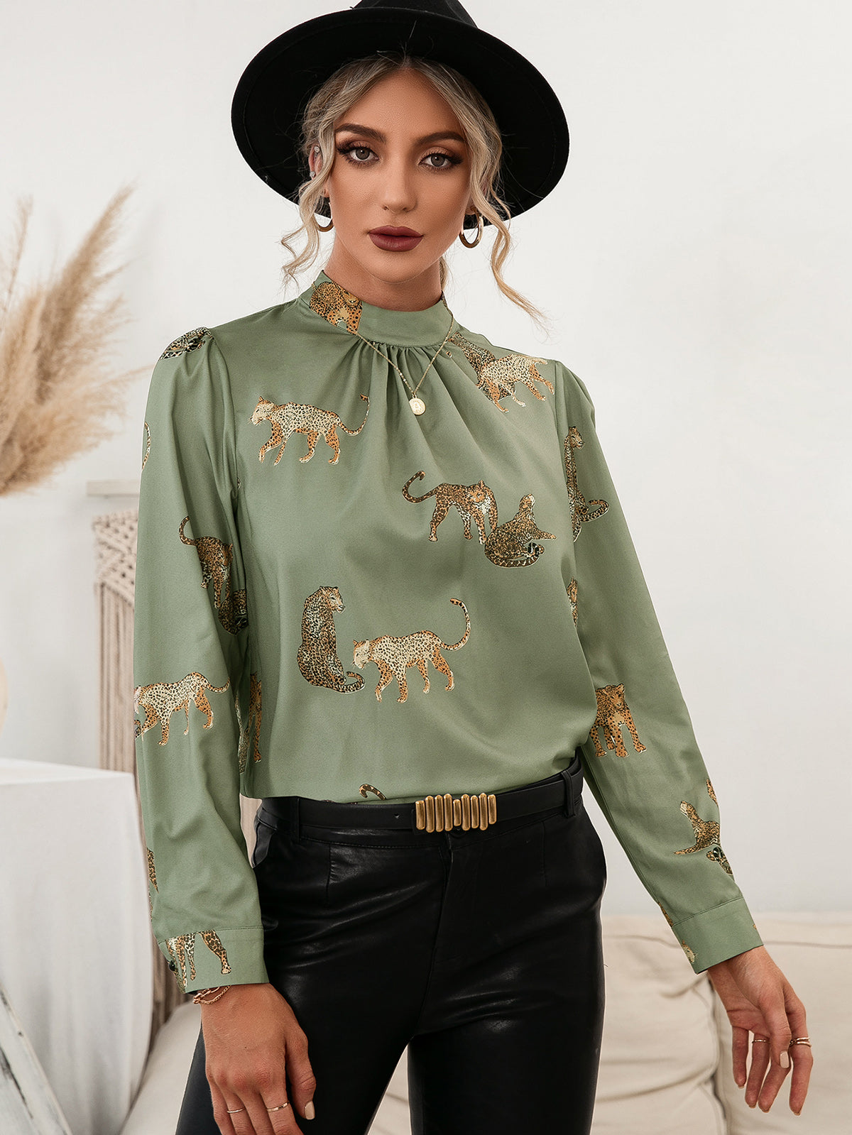 Gir Puff Sleeve Blouse
