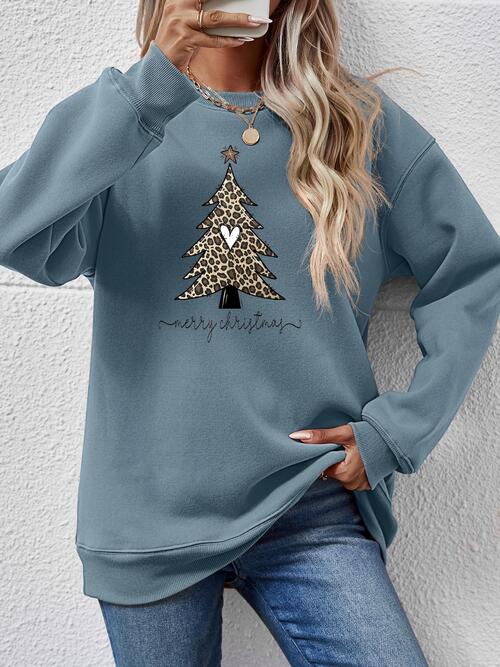 Heart Christmas Tree Graphic Long Sleeve Sweatshirt