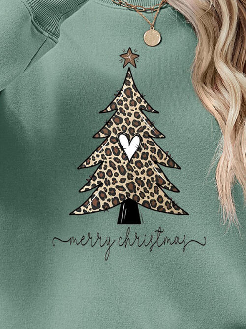 Heart Christmas Tree Graphic Long Sleeve Sweatshirt