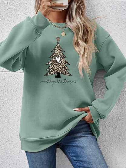 Heart Christmas Tree Graphic Long Sleeve Sweatshirt